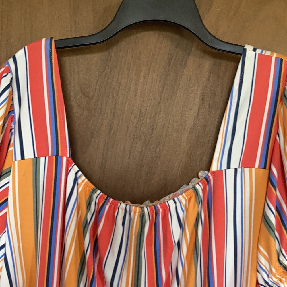 Absolutely Famous striped top smock front neckline detail soft 2X - Picture 13 of 16